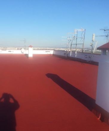 Hidrolimza - Trabajos Verticales terraza roja